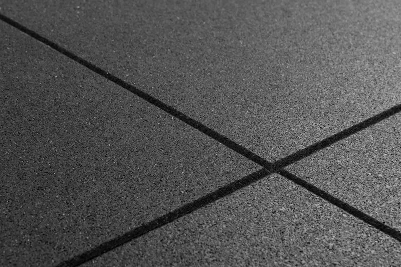 Fitnessboden Granulat Fliese 1000 x 1000 x 15 mm - Schwarz