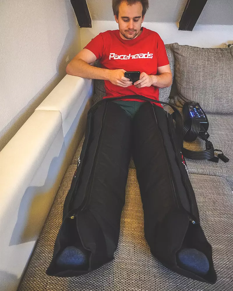 RecoFlow Recovery Boots mit Akku 6 Kammern Größe L