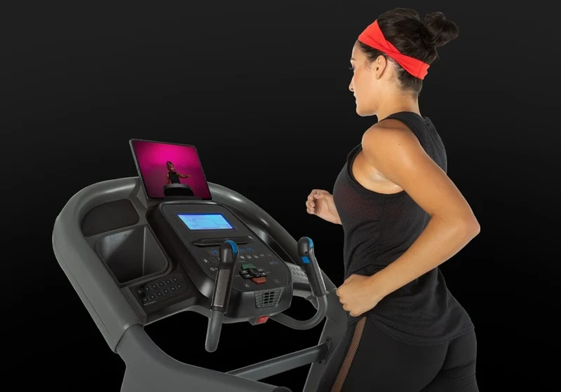 7.4 AT Treadmill