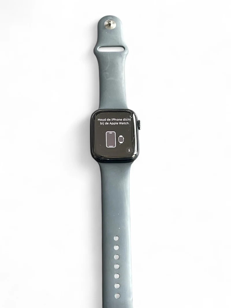 Apple Watch Series 7 GPS + Cellular 45 mm mit Aluminiumgehäuse und LTE Midnight