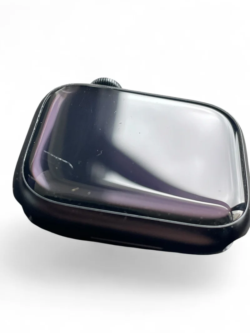 Apple Watch Series 8 GPS 41 mm mit Aluminiumgehäuse und hellem Retina Display.
