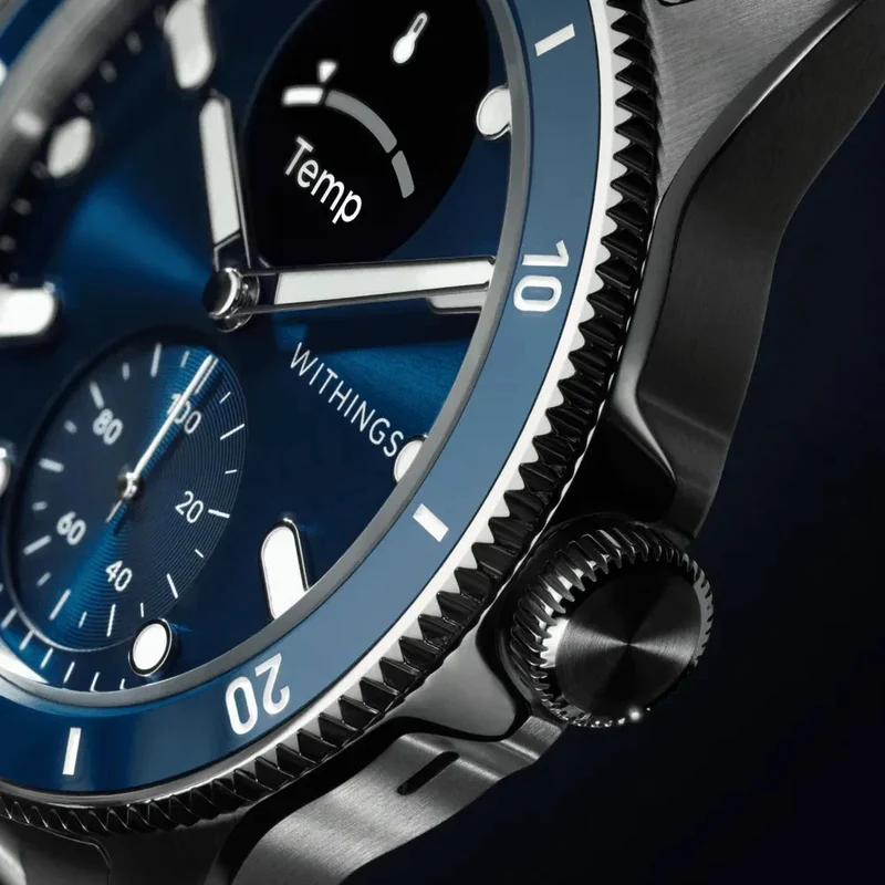Withings ScanWatch Nova 42 mm mit Edelstahlgehäuse,Saphirglas und Premium-Design