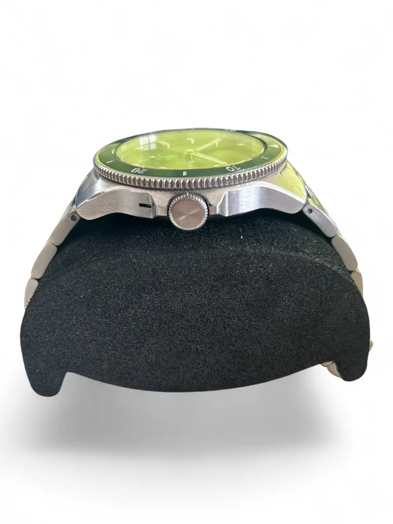 Withings ScanWatch Nova 42 mm mit Edelstahlgehäuse,Saphirglas und Premium-Design
