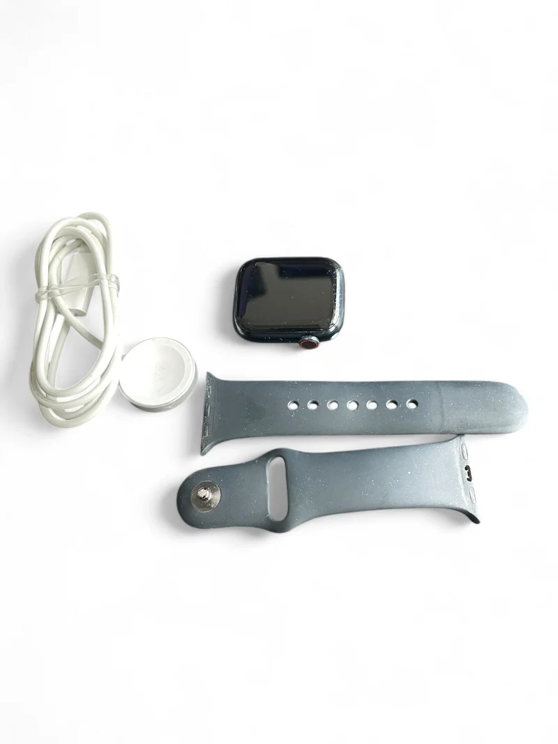 Apple Watch Series 8 GPS + Cellular 41 mm mit Aluminiumgehäuse und LTE(Midnight)