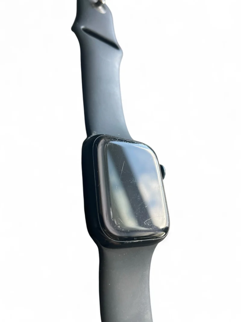 Apple Watch Series 8 GPS + Cellular 41 mm mit Aluminiumgehäuse und LTE(Midnight)