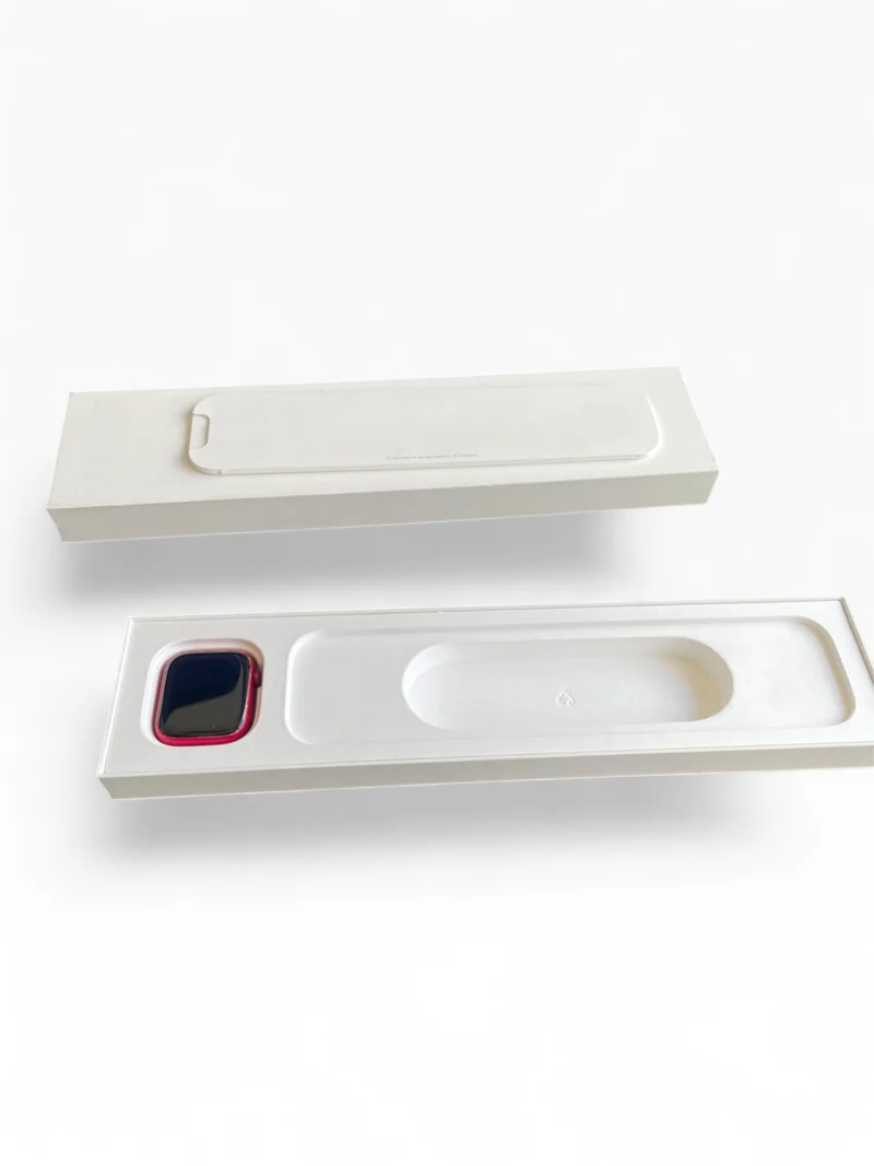 Apple Watch Series 8 41mm Aluminiumgehäuse mit Sportarmband in Rot (GPS)...