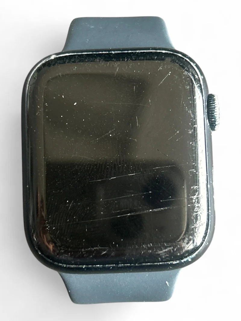 Apple Watch Series 7 GPS 45mm mit Aluminiumgehäuse und brillantem Retina Display