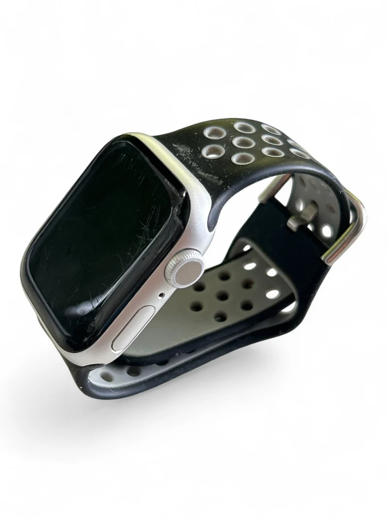 Apple Watch Series 8 GPS + Cellular 41 mm mit Aluminiumgehäuse und in Weiß (GPS)