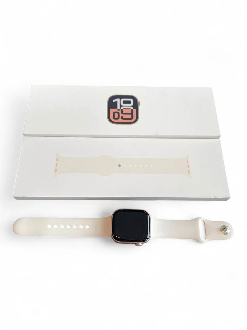 Apple Watch Series 10 GPS + Cellular 42 mm mit Aluminiumgehäuse und LTE.