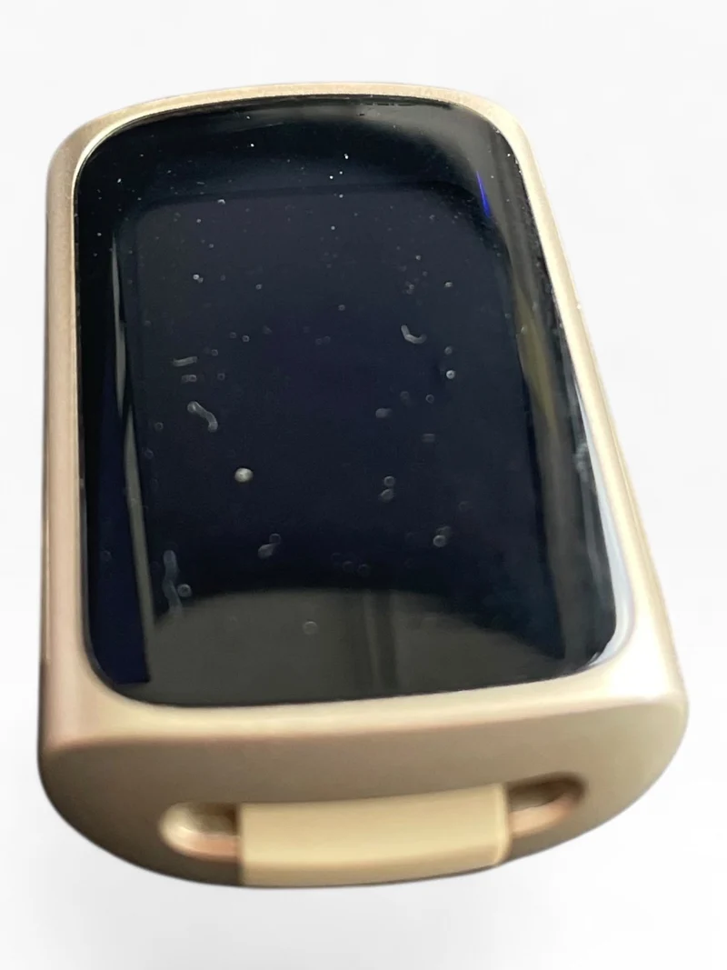 Fitbit Charge 5 Activity Tracker S/L Lunar White Soft Gold Fitness-Tracker & GPS