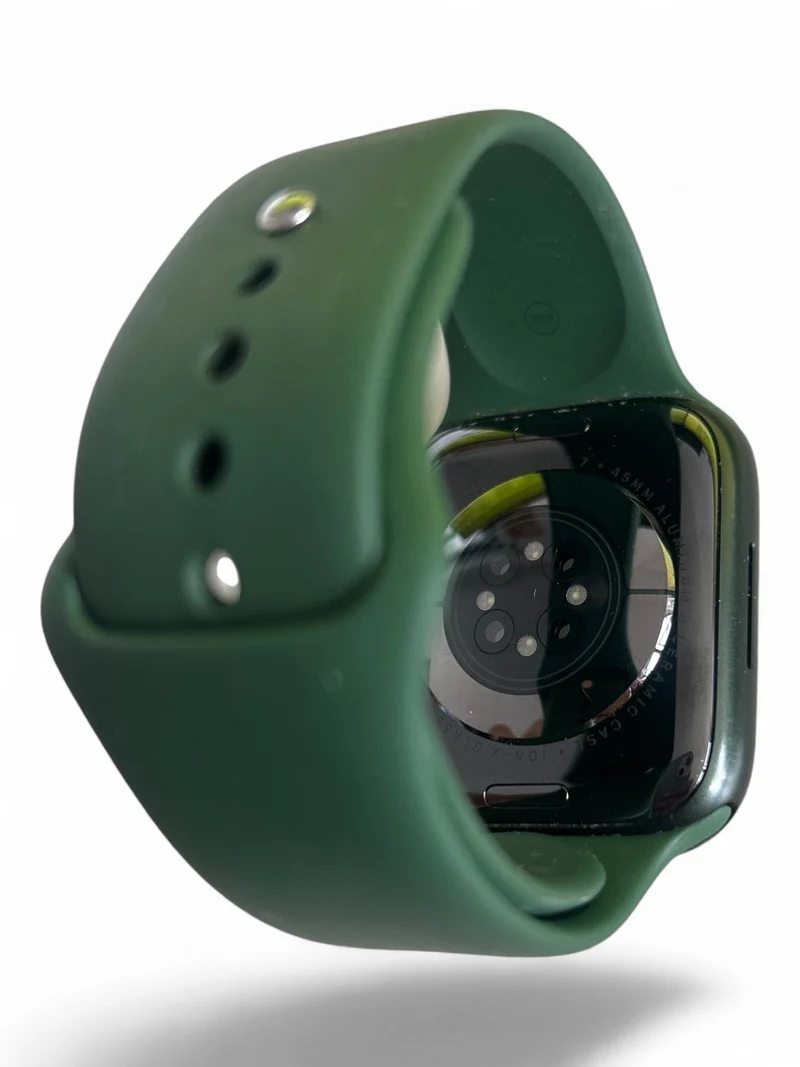 Apple Watch Series 7 GPS45 mm mit Aluminiumgehäuse und brillantem Retina Display