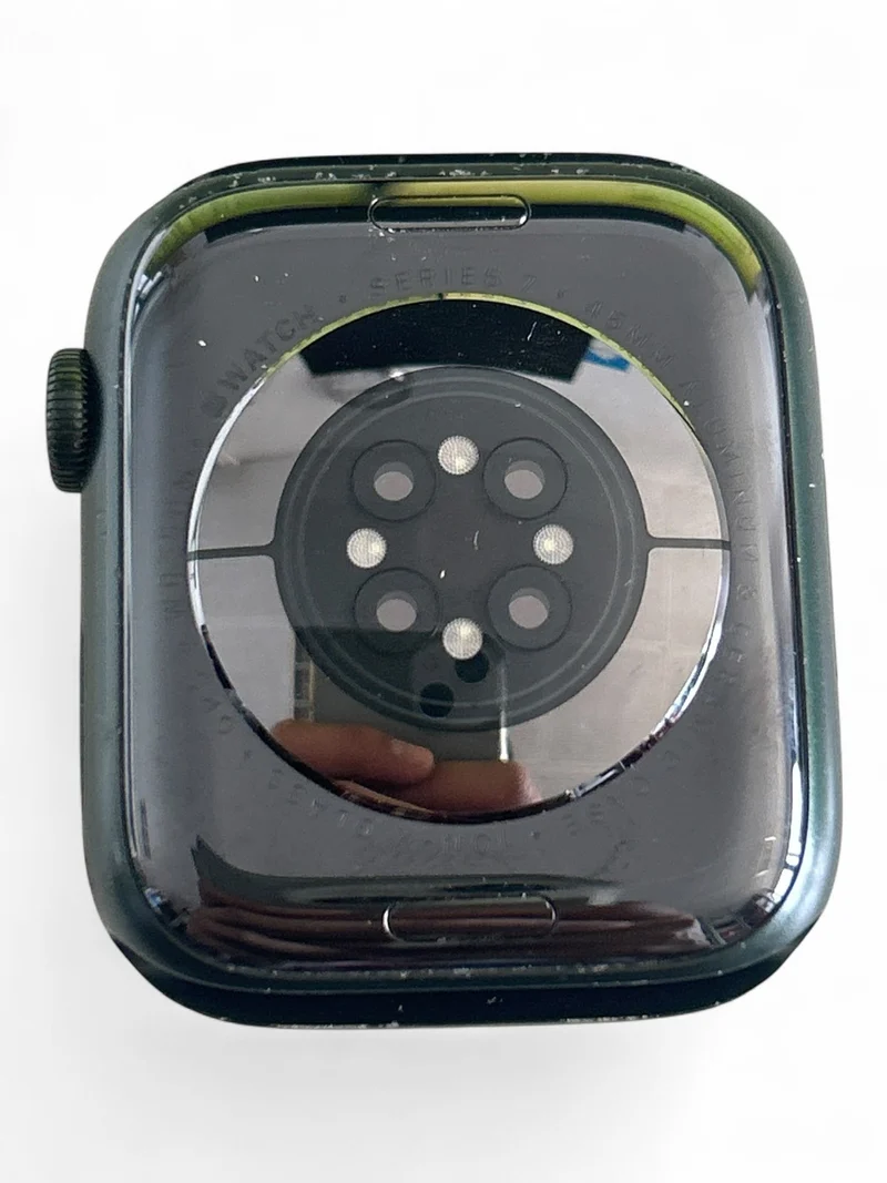 Apple Watch Series 7 GPS45 mm mit Aluminiumgehäuse und brillantem Retina Display