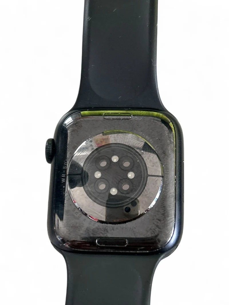 Apple Watch Series 8 GPS + Cellular 45 mm mit Aluminiumgehäuse und LTE.