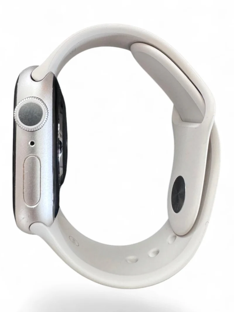 Apple Watch Series 9 GPS 41 mm mit Aluminiumgehäuse und hellem Retina Display.