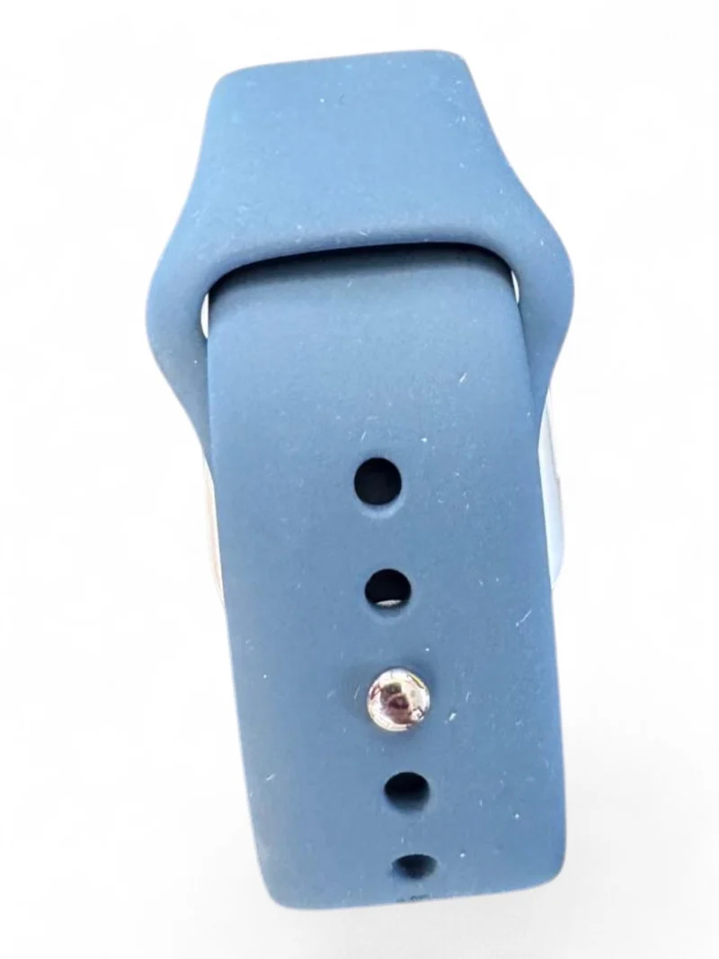 Apple Watch Series 9 GPS 41 mm mit Aluminiumgehäuse und hellem Retina Display.