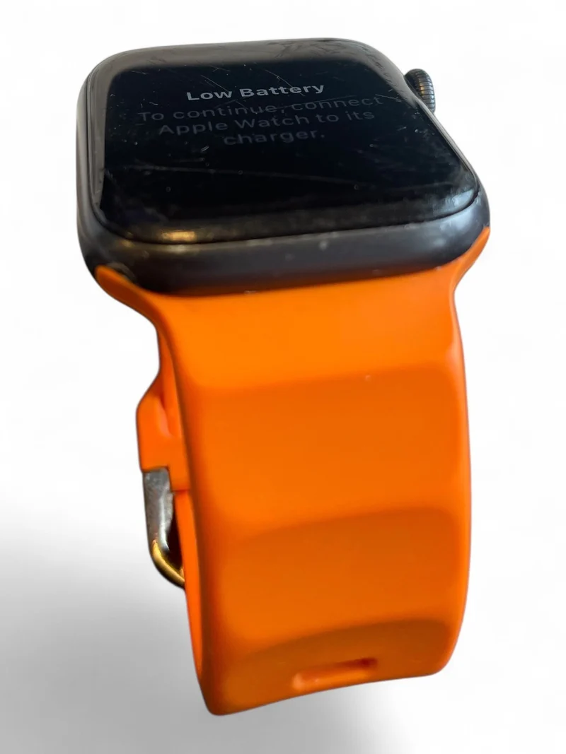 Apple Watch Series 6 GPS + Cellular 44 mm mit Aluminiumgehäuse und LTE.