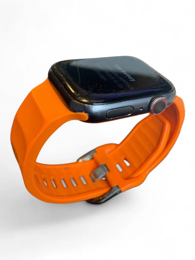 Apple Watch Series 6 GPS + Cellular 44 mm mit Aluminiumgehäuse und LTE.