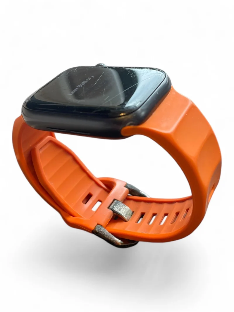 Apple Watch Series 6 GPS + Cellular 44 mm mit Aluminiumgehäuse und LTE.