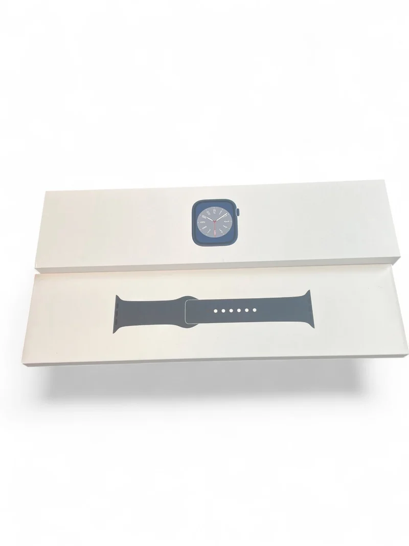 Apple Watch Series 8 GPS 45 mm mit Aluminiumgehäuse und hellem Retina Display