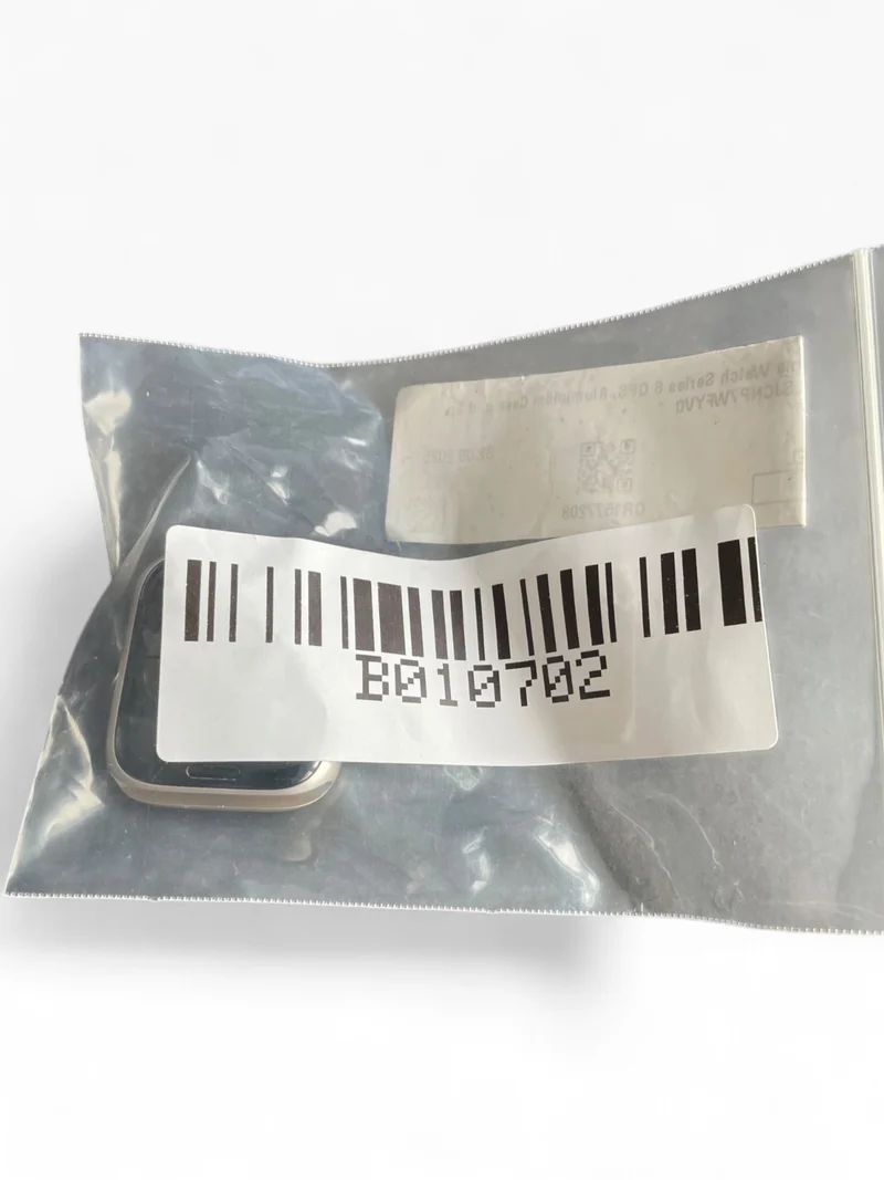 Apple Watch Series 8 GPS 45mm mit Aluminiumgehäuse & Retina Display in Starlight