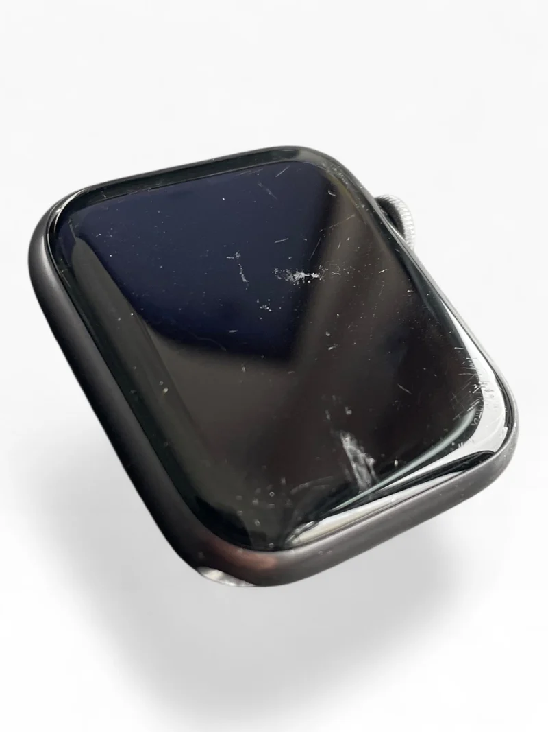 Apple Watch Series 6 GPS 44mm mit Aluminiumgehäuse & Sportarmband in Space Grau