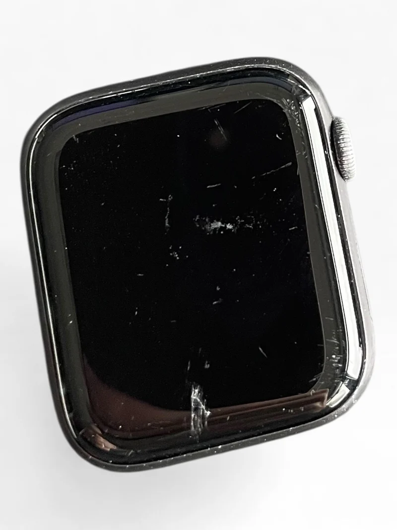 Apple Watch Series 6 GPS 44mm mit Aluminiumgehäuse & Sportarmband in Space Grau