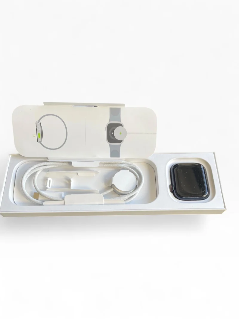 Apple Watch Series 9 GPS + Cellular 45mm mit Aluminiumgehäuse & LTE in Midnight.