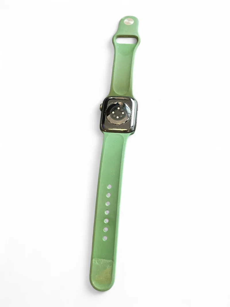 Apple Watch Series 7 GPS 41mm mit Aluminiumgehäuse und brillantem Retina Display