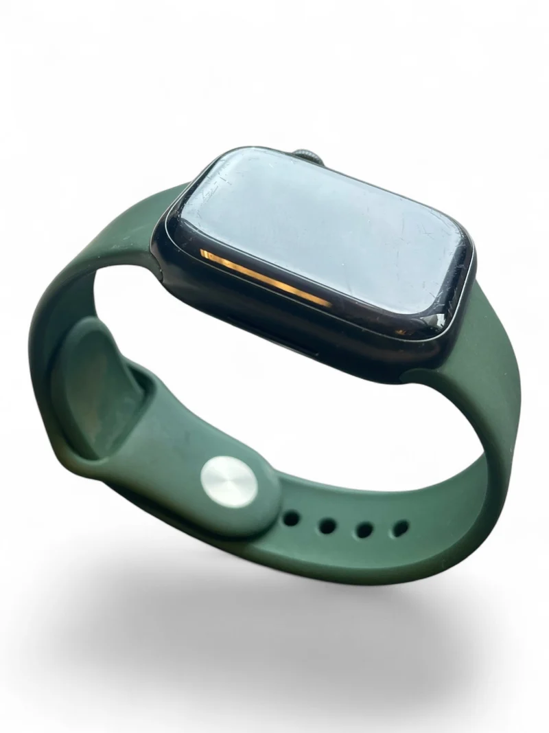 Apple Watch Series 7 GPS 41mm mit Aluminiumgehäuse und brillantem Retina Display