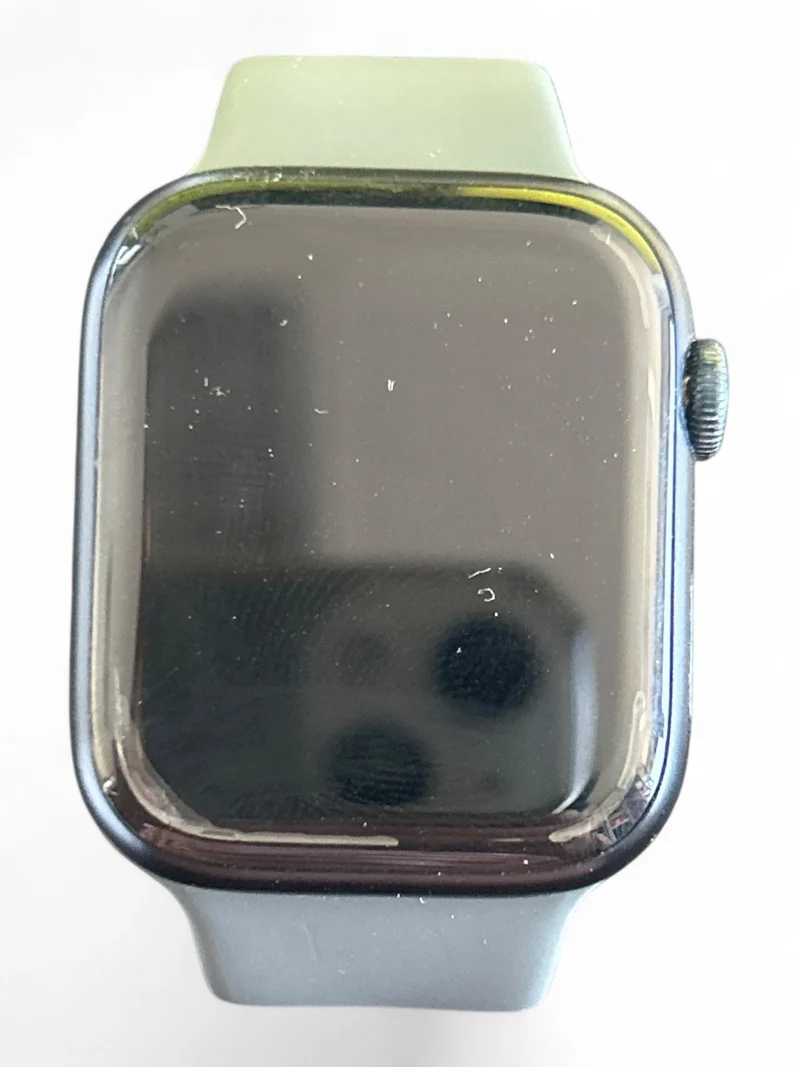 Apple Watch Series 8 GPS + Cellular 45 mm mit Aluminiumgehäuse und LTE.