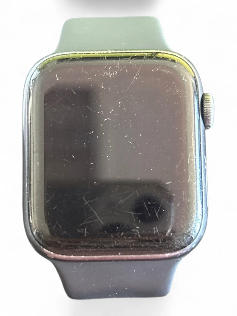 Apple Watch Series 6 GPS + Cellular 44 mm mit Aluminiumgehäuse und LTE