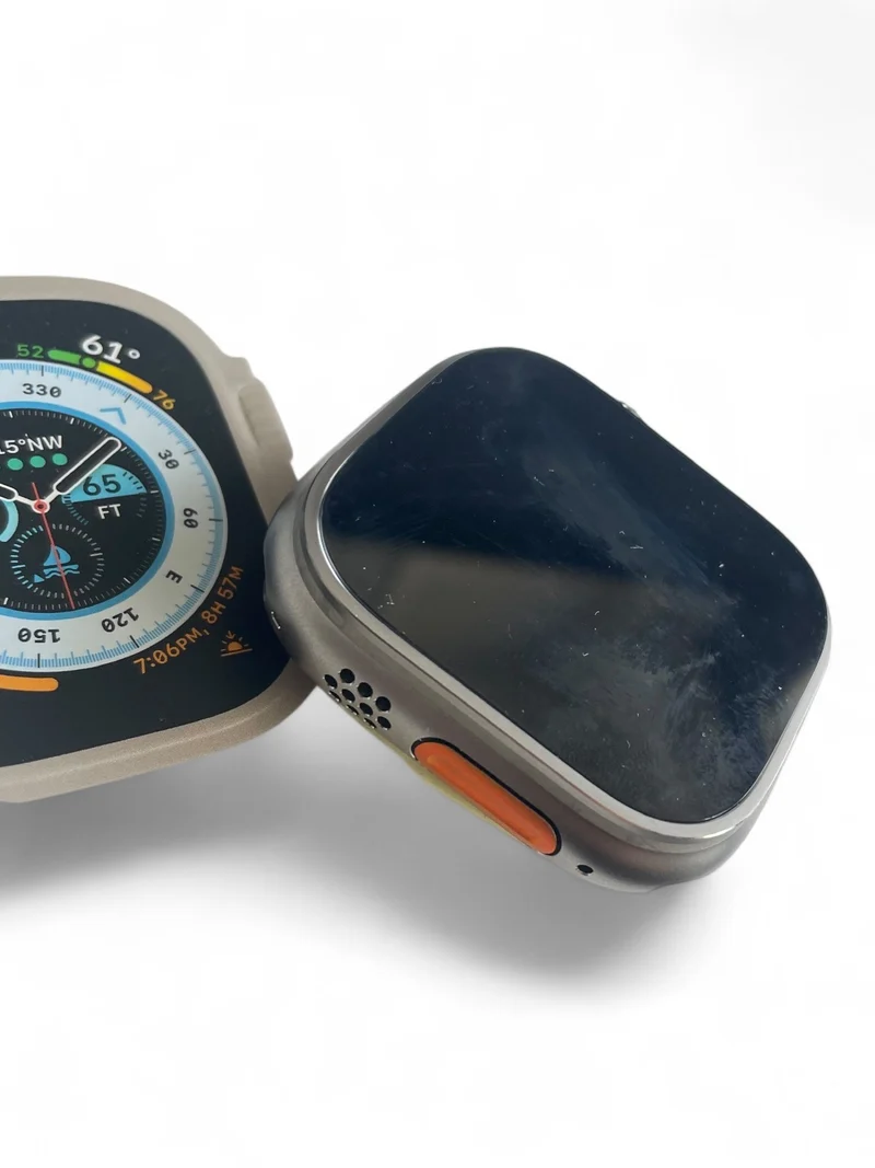 Apple Watch Ultra GPS + Cellular 49 mm mit Titangehäuse und gelbem Ocean Armband