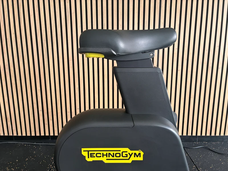 Technogym® Excite+ Live Bike 9000 16″