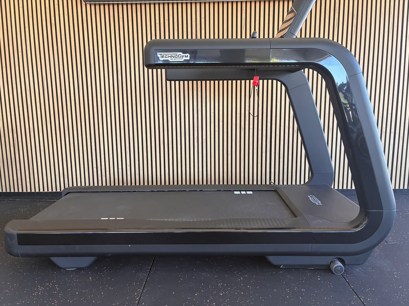 Technogym® Laufband Artis Run Unity 3.0