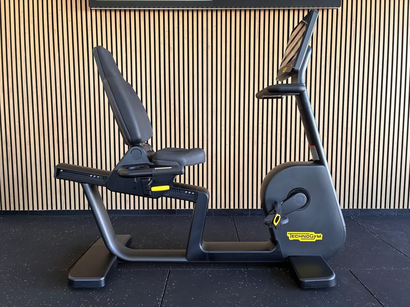 Technogym® Excite+ Live Recline 7000 16"