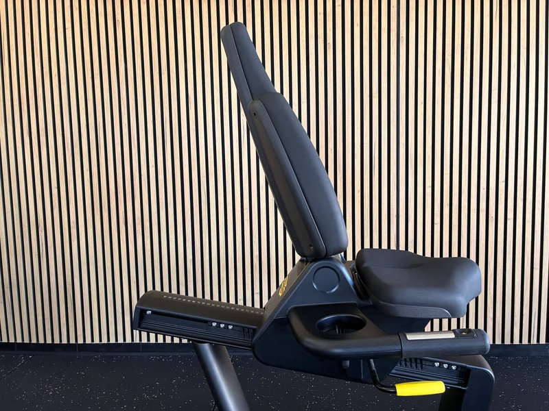 Technogym® Excite+ Live Recline 7000 16"
