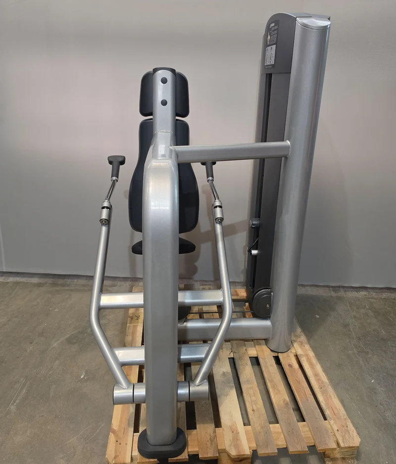 Life Fitness Trizepsmaschine Dip, Armstrecker Triceps, 135kg Gewichtsblock, Signature Series, Rahmenfarbe Silber, gebraucht - überholter Zustand