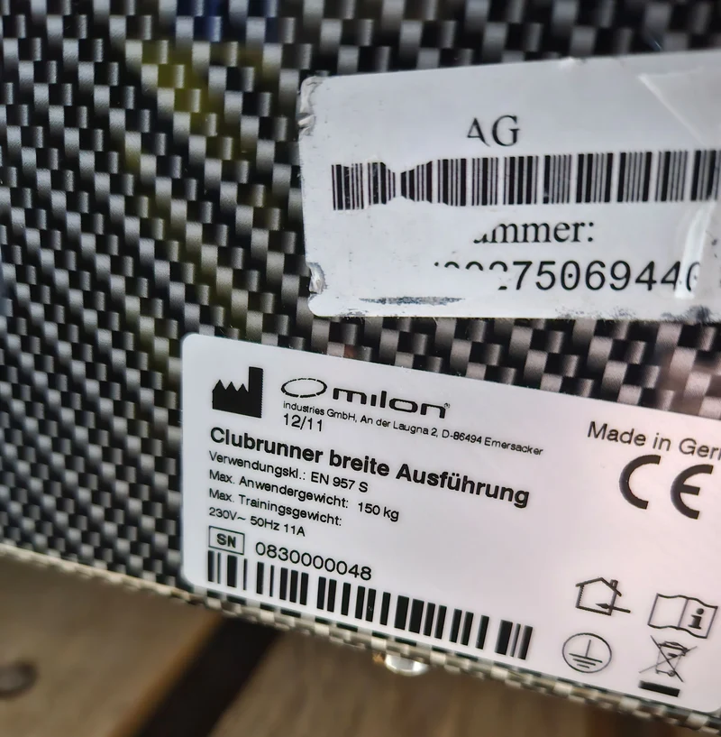 Milon Laufband Clubrunner, breite Ausführung, Farbe Carbon Schwarz, gebraucht - überholter Zustand