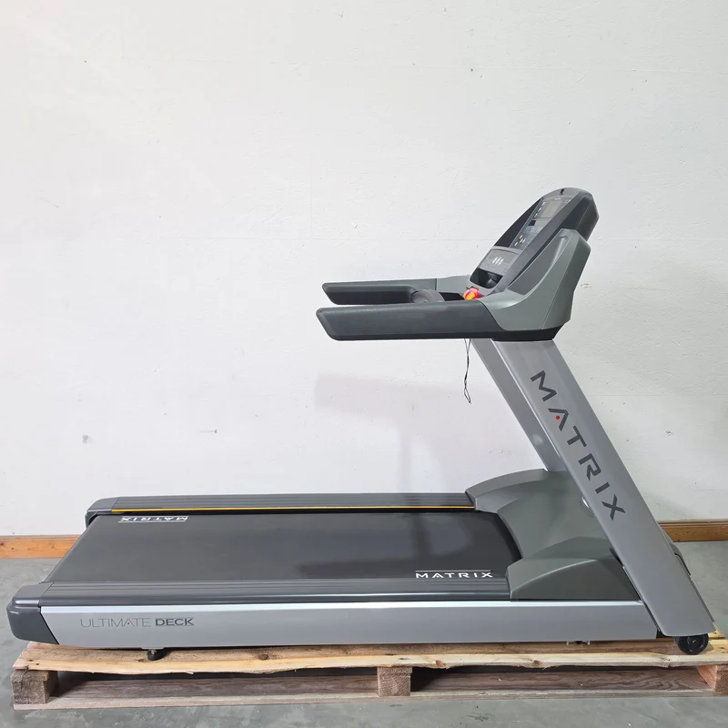 Matrix T3X Laufband, Neues Modell, LED Display, gebraucht - überholter Zustand