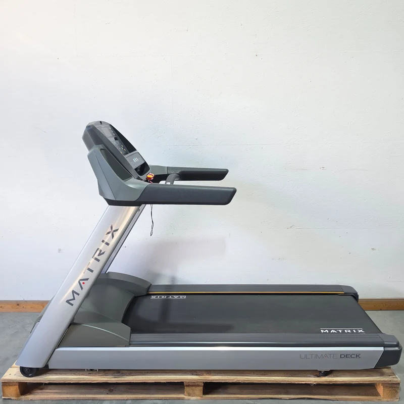 Matrix T3X Laufband, Neues Modell, LED Display, gebraucht - überholter Zustand