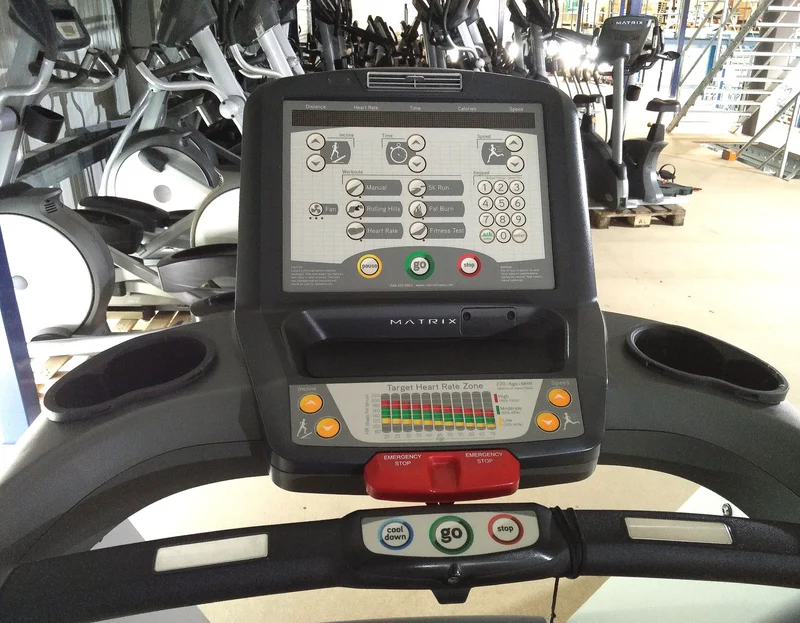 Matrix T5X Laufband, LED Konsole, gebraucht - überholter Zustand inkl. neuer Laufdecke
