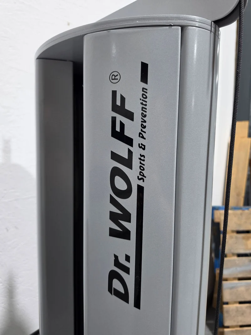 Dr. Wolff Multifidus Trainer 906, Segmentale Stabilisation der LWS, sitzend, Farbe Silber, gebraucht - überholter Zustand