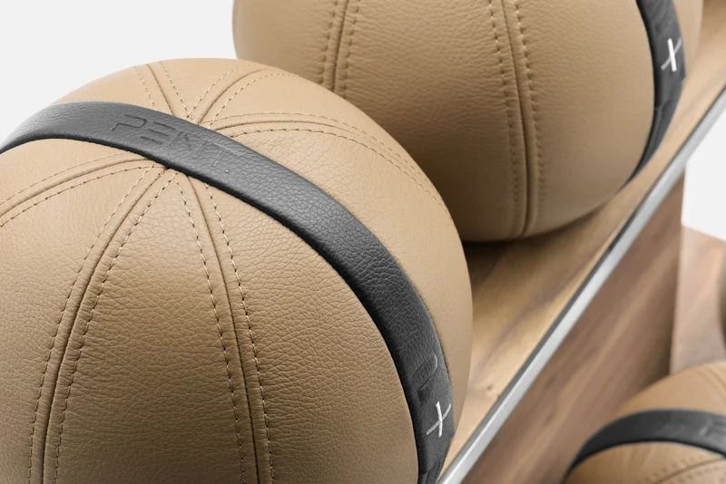 MOXA™ SET - Weighted Gym Balls With Horizontal Rack