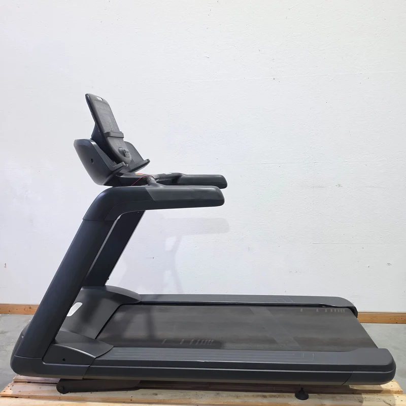 Precor Laufband TRM 731 Treadmill, P31 LED Konsole, Farbe Schwarz, gebraucht - überholter Zustand