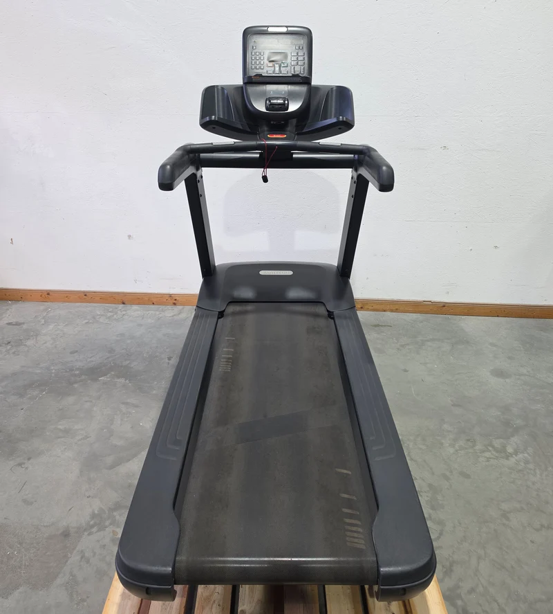 Precor Laufband TRM 731 Treadmill, P31 LED Konsole, Farbe Schwarz, gebraucht - überholter Zustand