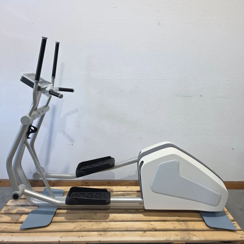 Emotion Fitness Motion Cross 800 med, mit großem Trainingsprogramm, Watt Training, Ellipsentrainer, Crosstrainer, gebrandet Frei AG, gebraucht - überholter Zustand