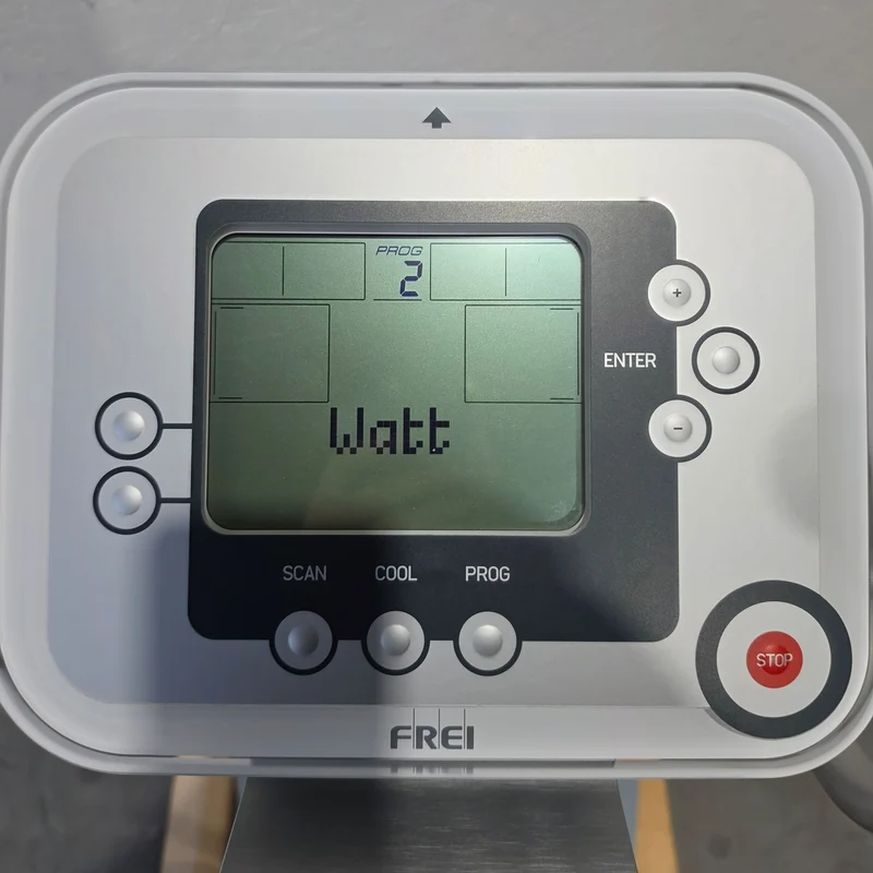 Emotion Fitness Motion Cross 800 med, mit großem Trainingsprogramm, Watt Training, Ellipsentrainer, Crosstrainer, gebrandet Frei AG, gebraucht - überholter Zustand