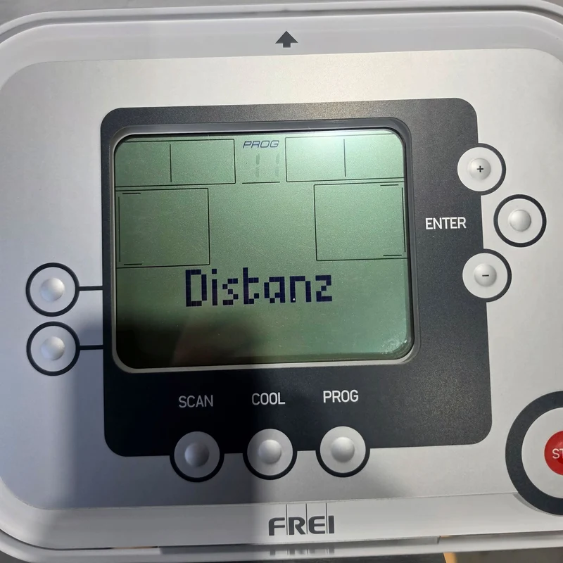 Emotion Fitness Motion Cross 800 med, mit großem Trainingsprogramm, Watt Training, Ellipsentrainer, Crosstrainer, gebrandet Frei AG, gebraucht - überholter Zustand
