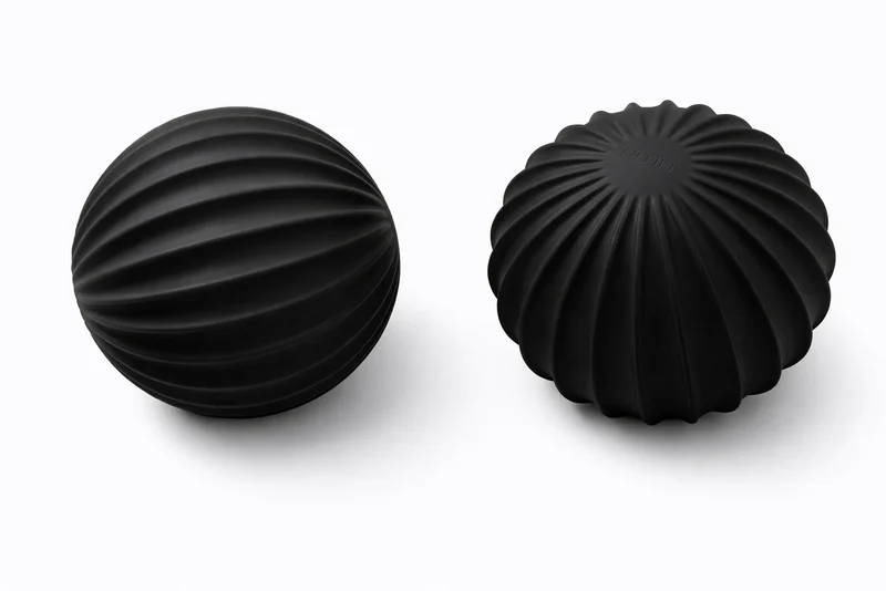 The Virtù Line Form Ball
