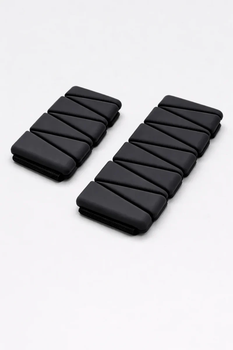 The Virtù Line Tri Shape Weight Cuffs